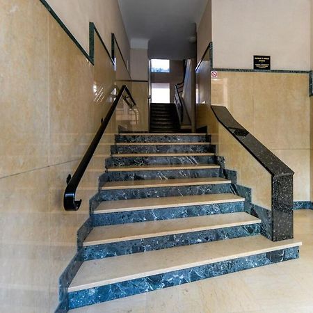 Furnished Apartment For 4 People In The City Center Анси Экстерьер фото