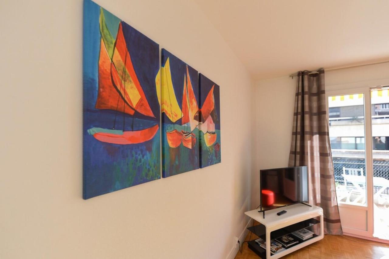Furnished Apartment For 4 People In The City Center Анси Экстерьер фото